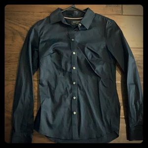 Banana Republic Button up Shirt
